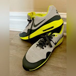 Men’s Nike air max golf shoes